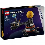 LEGO Technic Planeta Ziemia i Księżyc na orbicie 42179