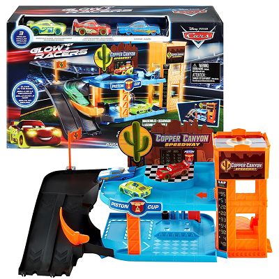 Cars Auta  Glow Racers Garaż Copper Canyon Świecący w ciemności 3 autka HPX75